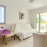 Apartment Vlatko *