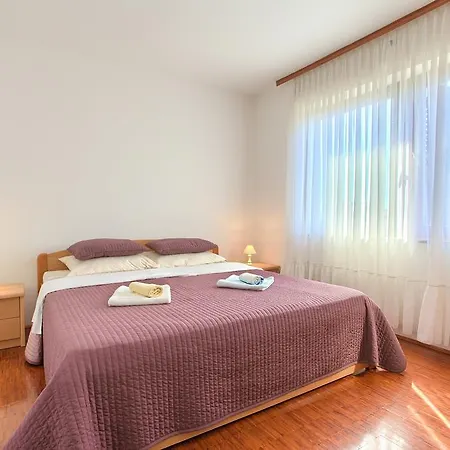 Vlatko Apartamento Krk Town