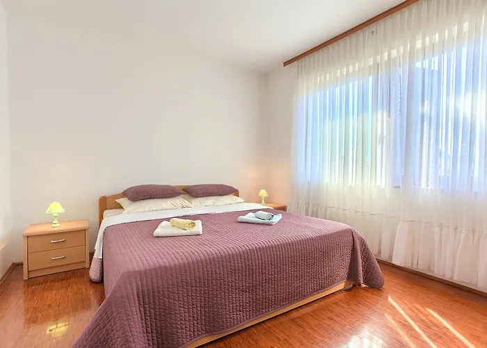 Vlatko Apartament Krk Town